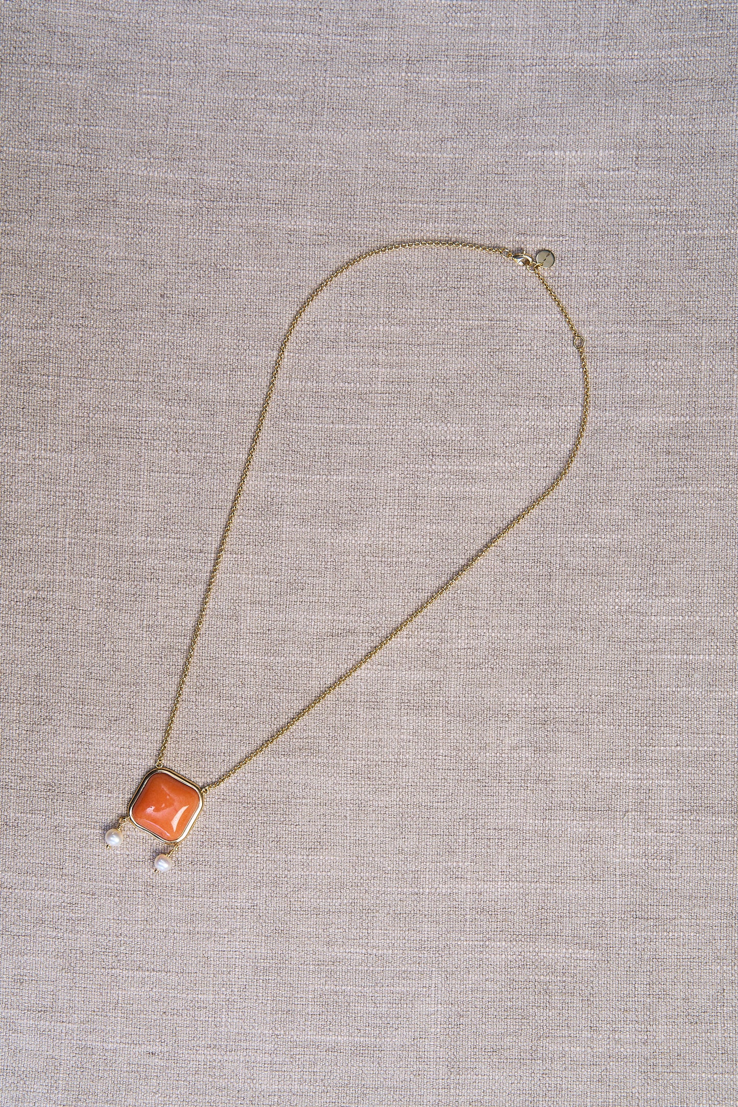 Colar Coral com Pérolas