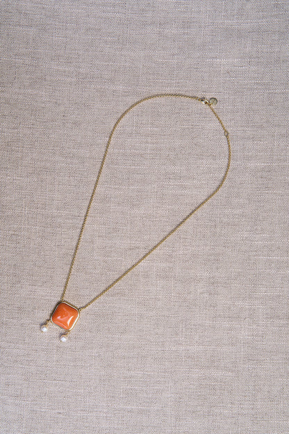 Colar Coral com Pérolas
