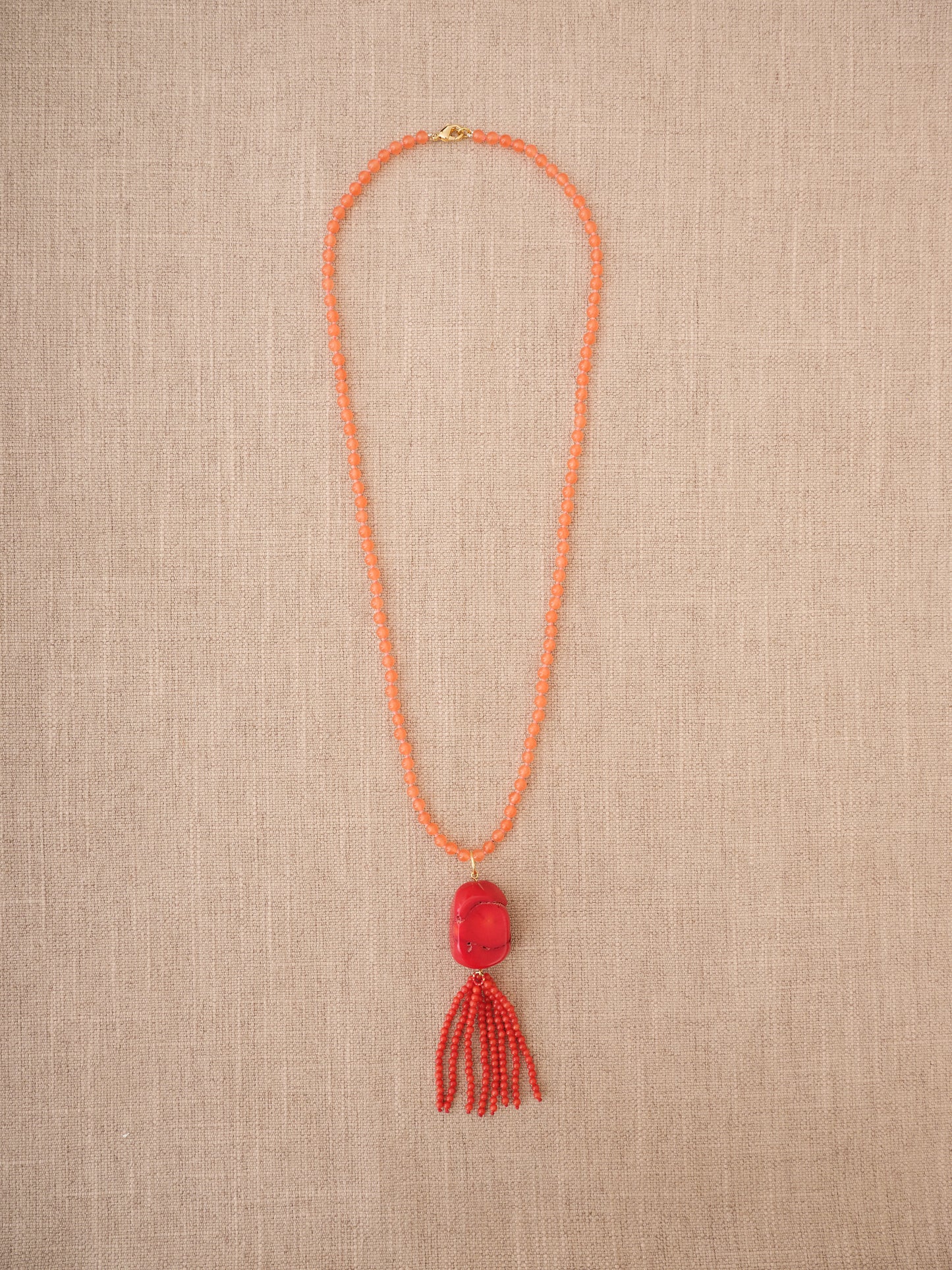 Colar Maria Gaudi Coral