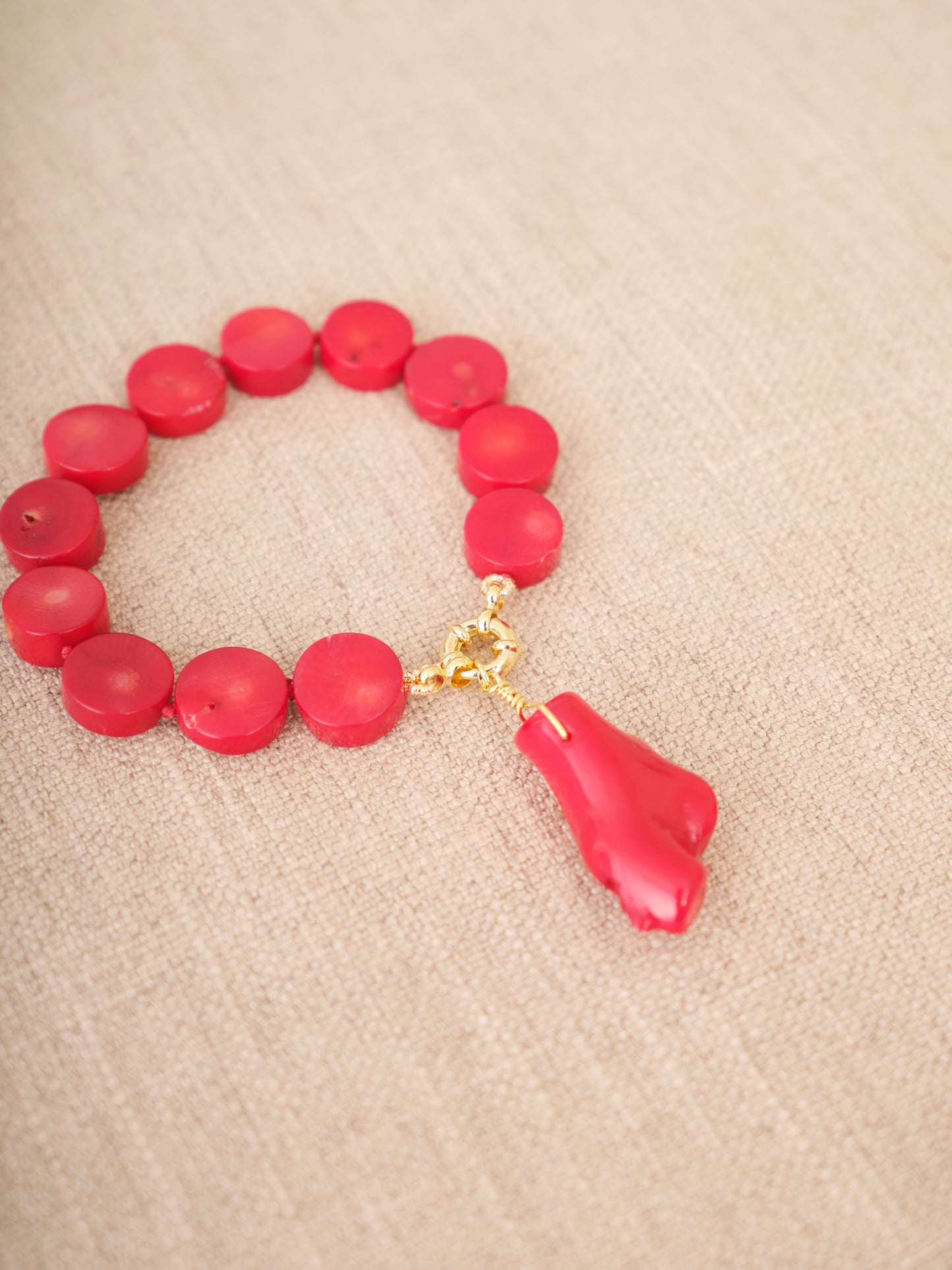 Pulseiras discos com Coral