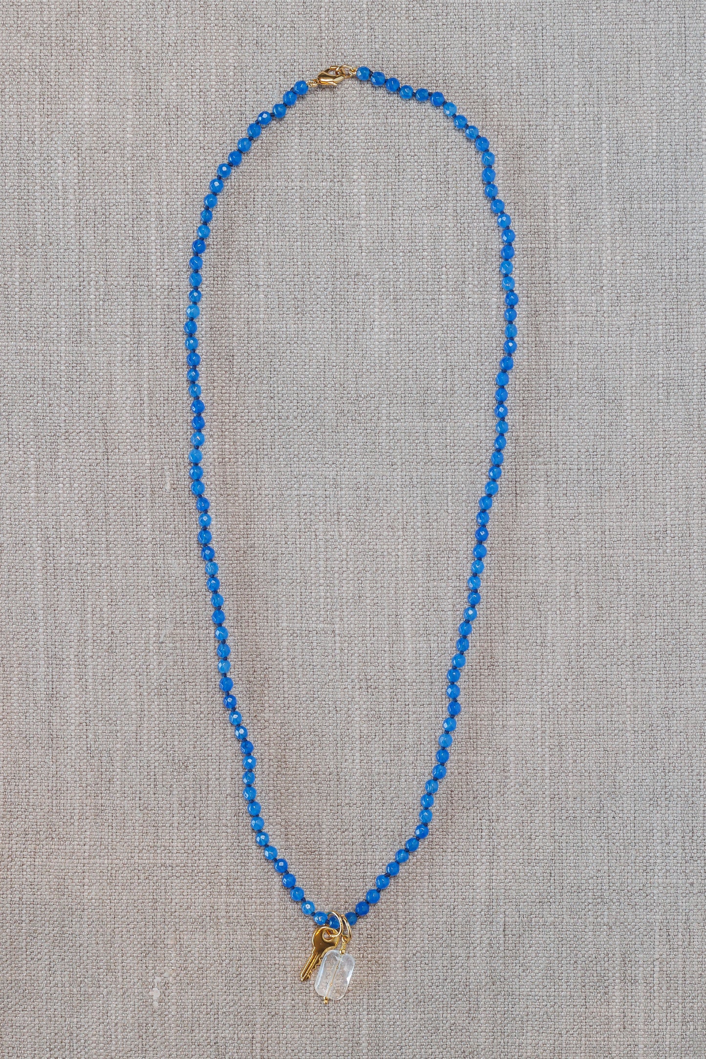 Colar Maria Azul Bic