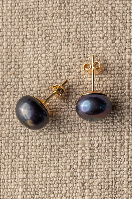 Brinco Botão Pérola Negra M