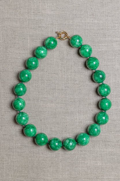 Colar Regina Jade Verde - Emerencianas